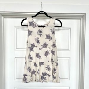 Cream and navy Altar’d State Tank